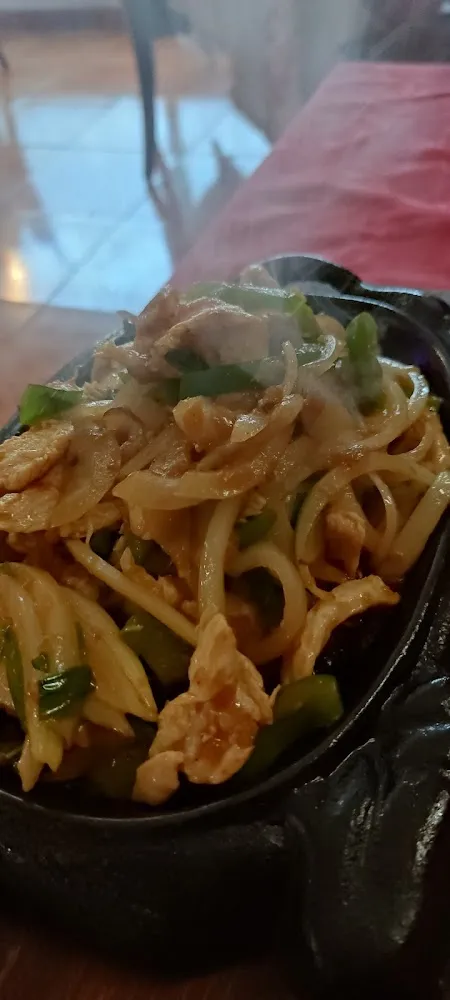 Poulet Sauté Au Basilic Sur Plaque